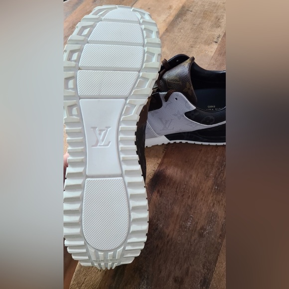 Worn only twice - Picture 3 of 7